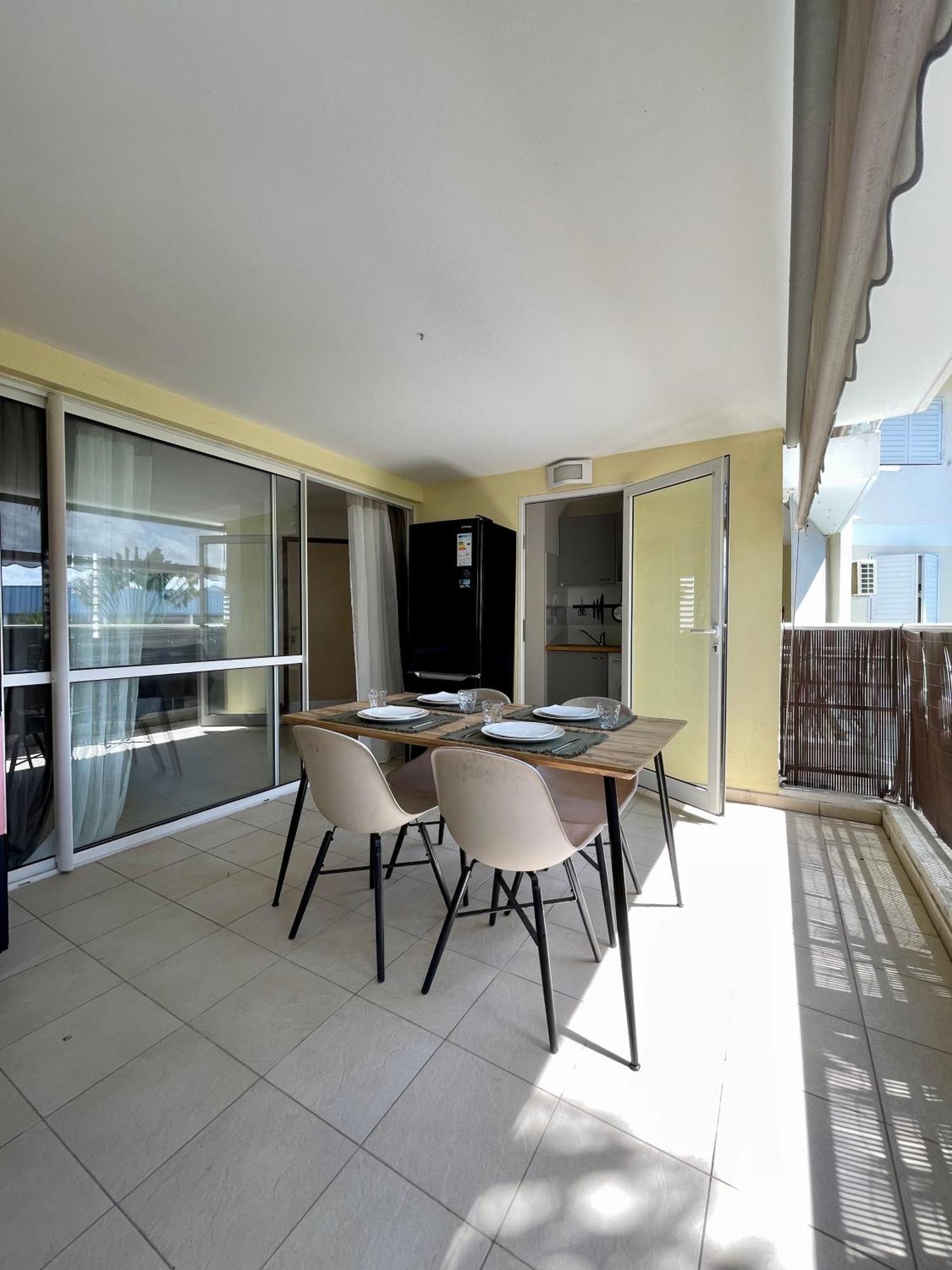 Appartement Cosy En Ville Baie-Mahault Exterior photo
